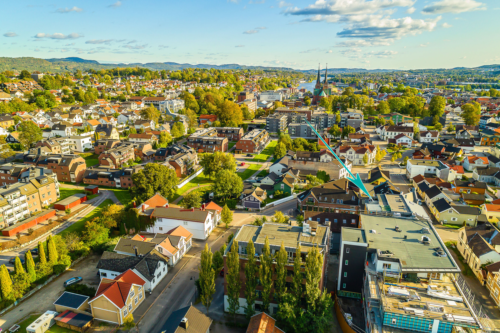 Leiligheten ligger sentralt i Skien, med kort vei til alt du trenger. Bilde er fra 2019. 