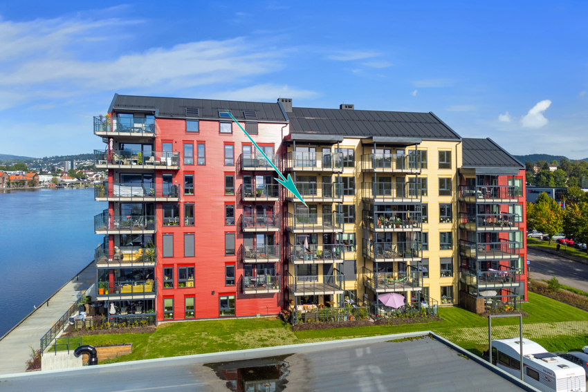 Leiligheten er en del av Frednes brygge 2. 