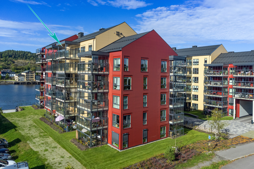 Leiligheten er en del av Frednes brygge 2. 