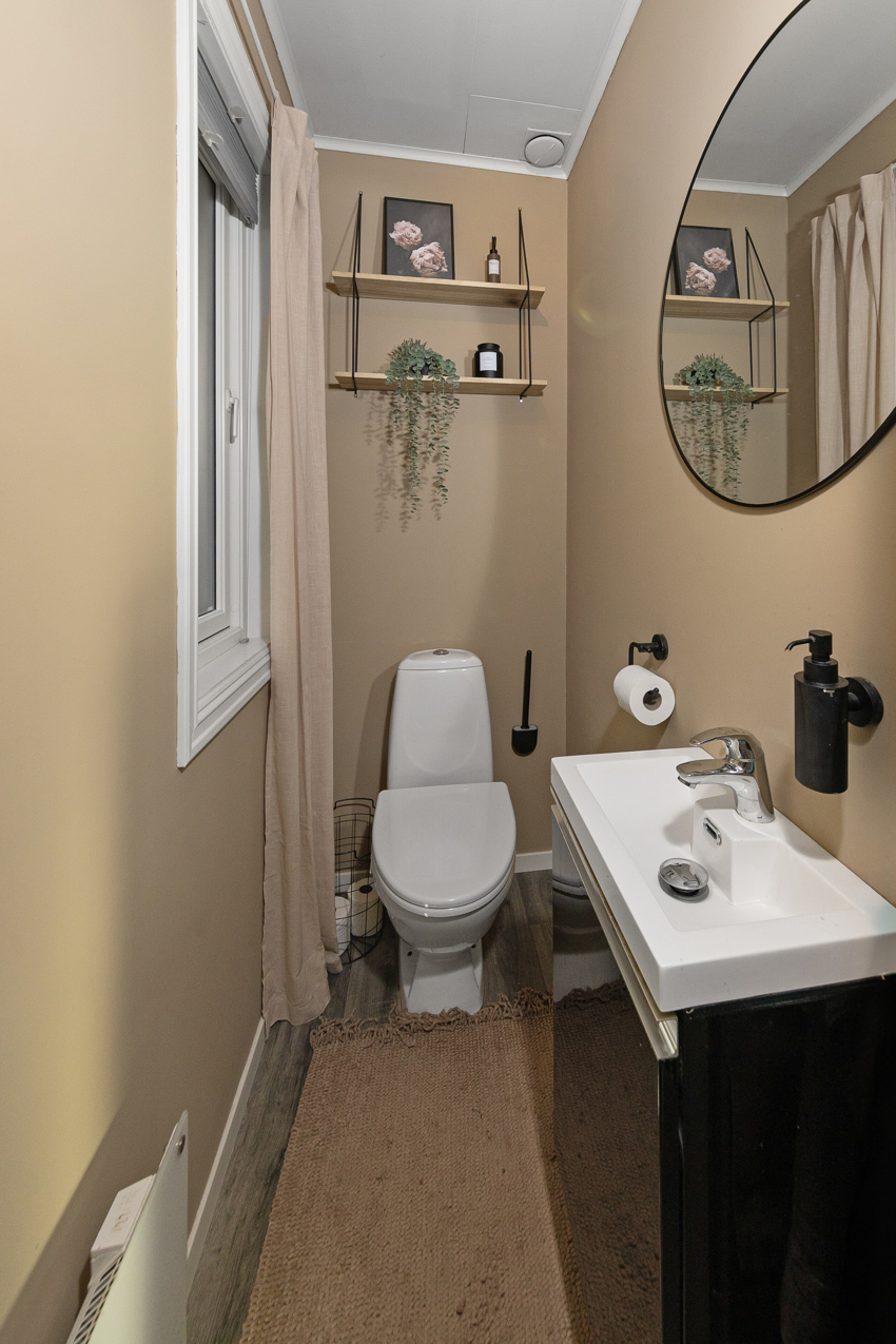 Wc m/servant i seksjon