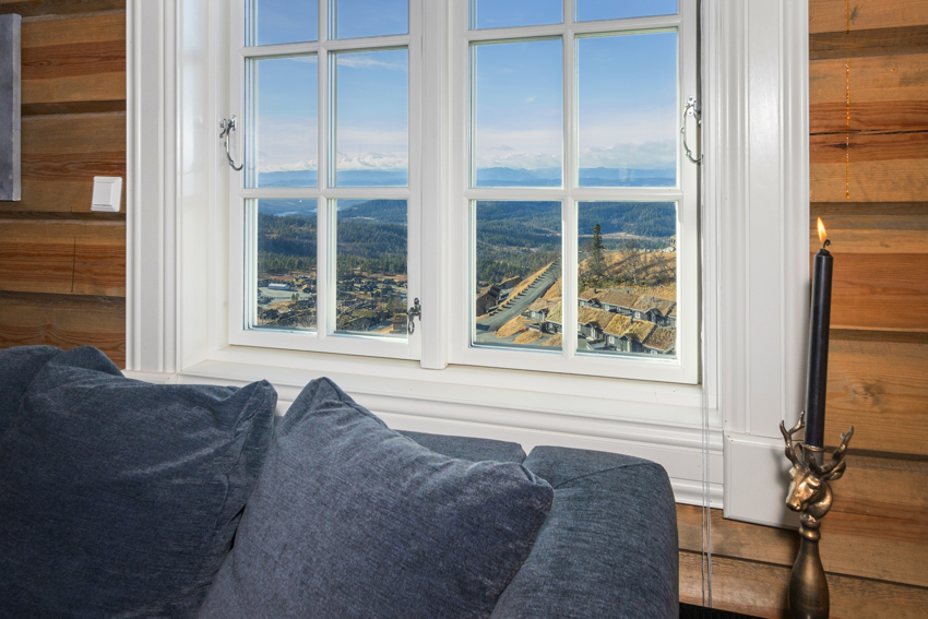 Fantastisk utsikt fra loftsstue i 2 etasje