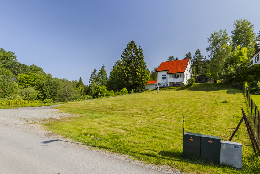 Solrik vestvendt tomt