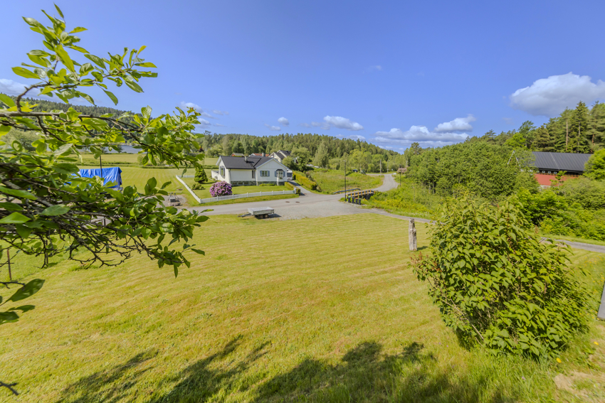 Bilde er tatt fra det østre hjørnet av 57B