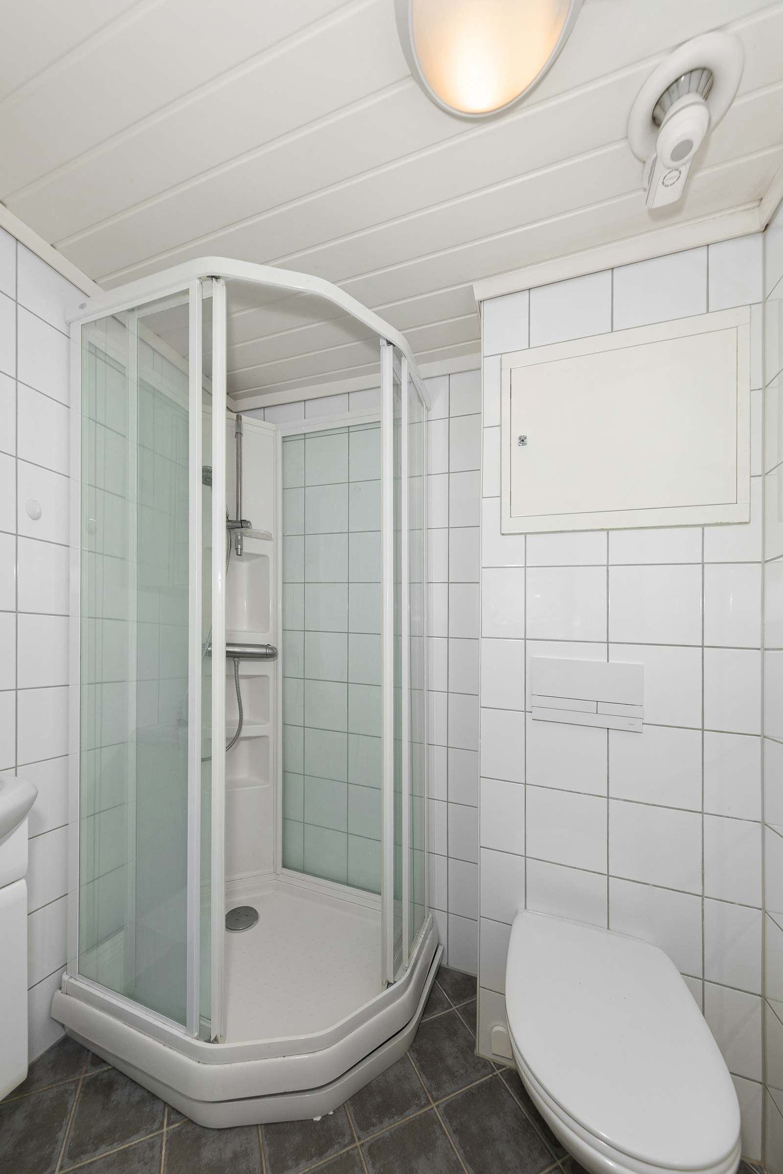 Badet er renovert i regi av borettslaget i 2011