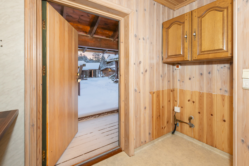 Vaskerom fra 2001. Oppgradert med ny innredning i 2014. 