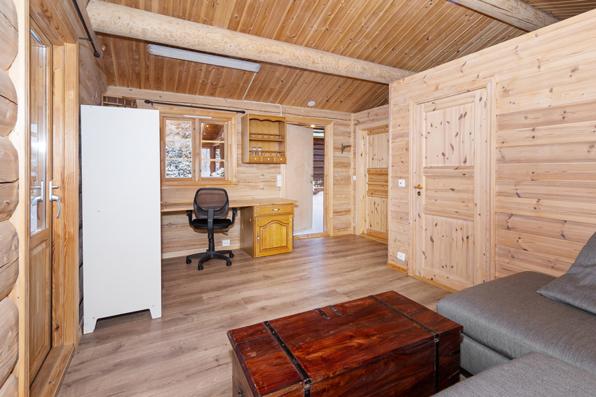 Stue med kontorplass til f.eks. 