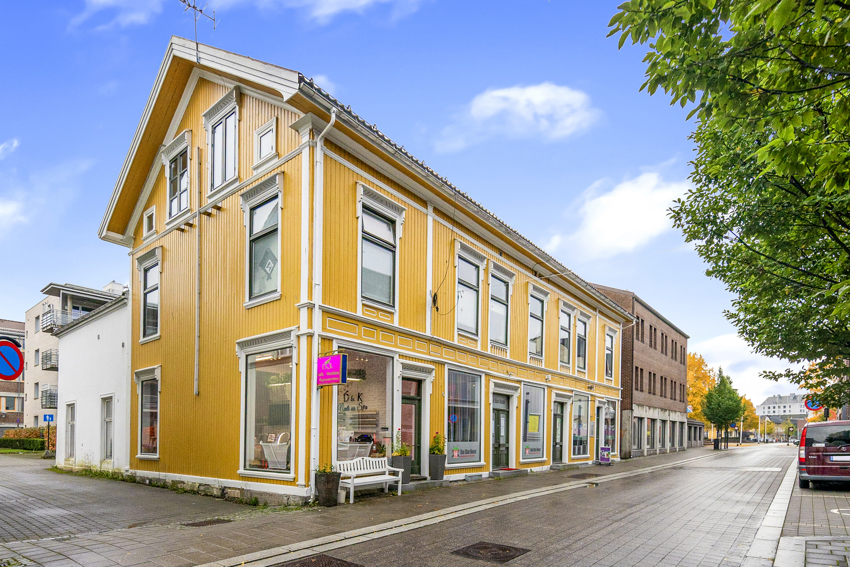 Fasade mot vest/Storgata