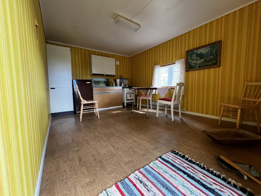 Pauserom/Varmebu i garasje