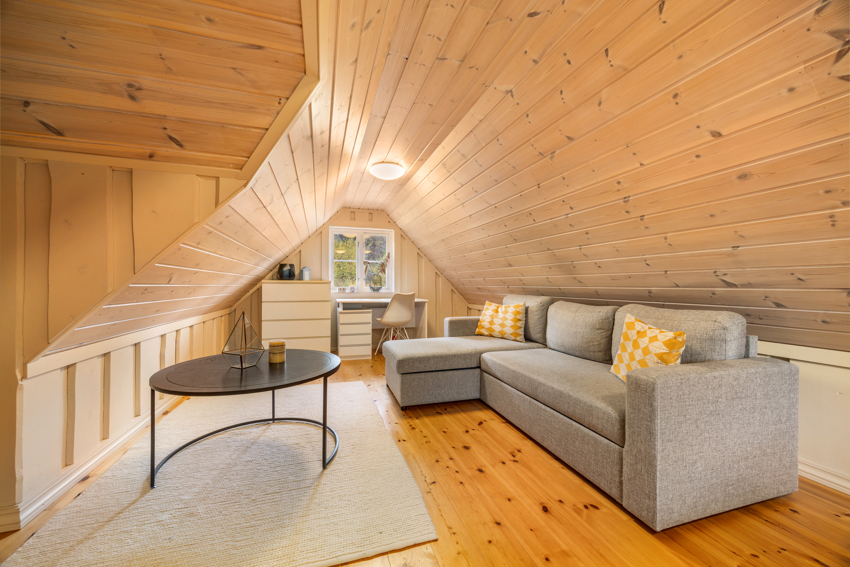 Innredet rom over garasjen