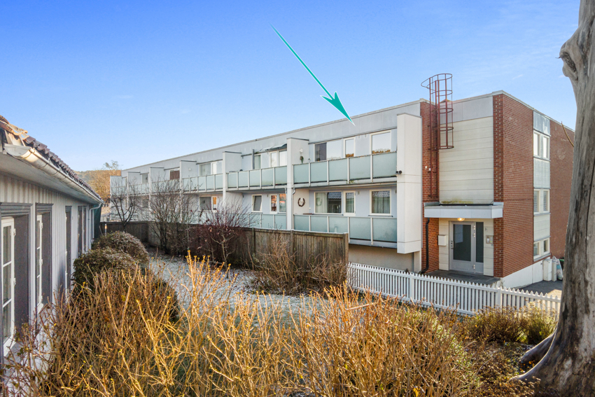 Leiligheten ligger i 2. etasje - toppetasjen