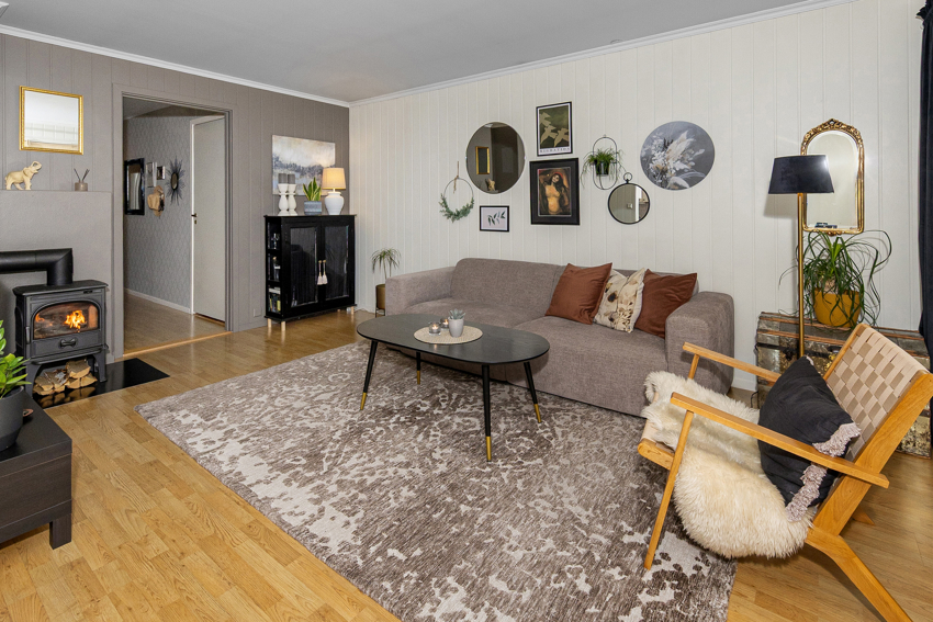 Nyere vedovn som gir en lun og behagelig varme på kjølige dager