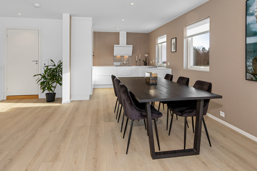 Spiseplass ved kjøkkenet