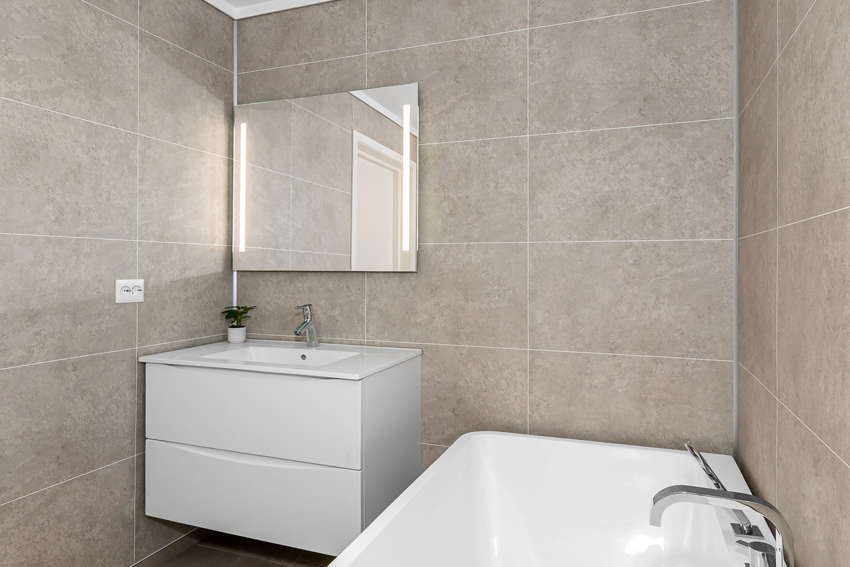 Bad 2. etasje med badekar