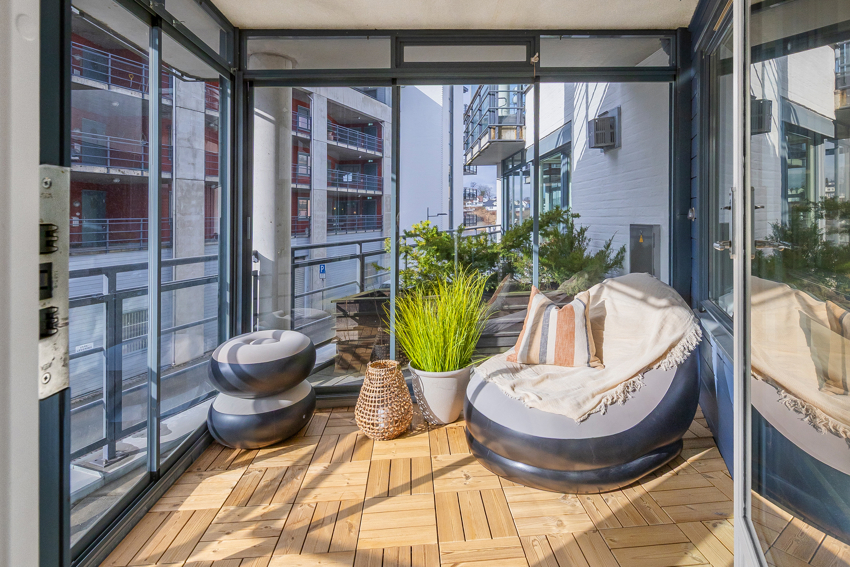 Fra stuen er det utgang til herlig balkong.